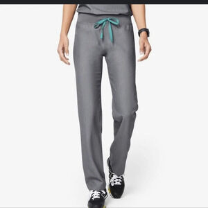 FIGS Kade Cargo Technical Collection Zip Pockets Drawstring Gray Scrub Pants LP